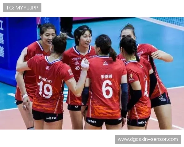 成都排球队盯防策略分析与比赛表现的得失探讨