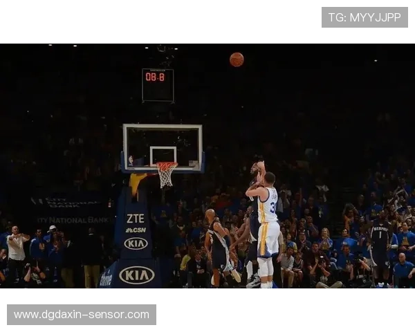 成都篮球队的节奏变革引发热议球迷期待新风潮与战术创新 成都篮球队的节奏变革引发热议球迷期待新风潮与战术创新